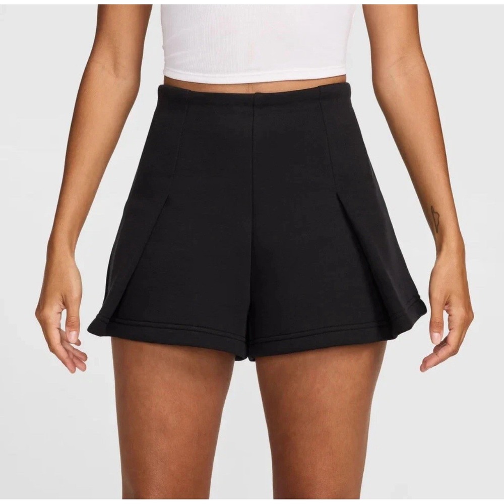 Nike Tech Fleece High Waisted 3" Pleated Shorts Womens XS Black FV7485 010